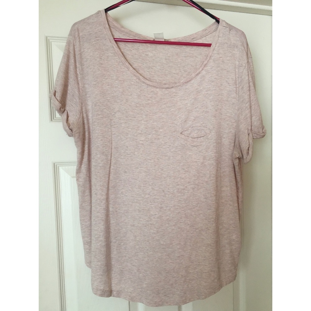 H&M Basic Tee with Front Pocket Medium M